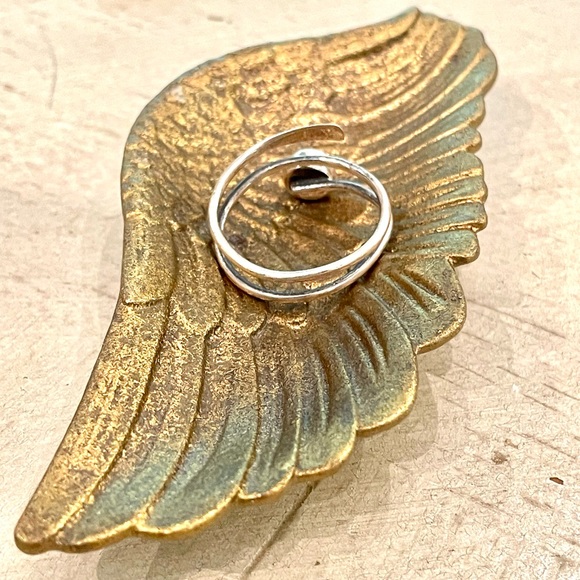 Peridot ring - Picture 2 of 4